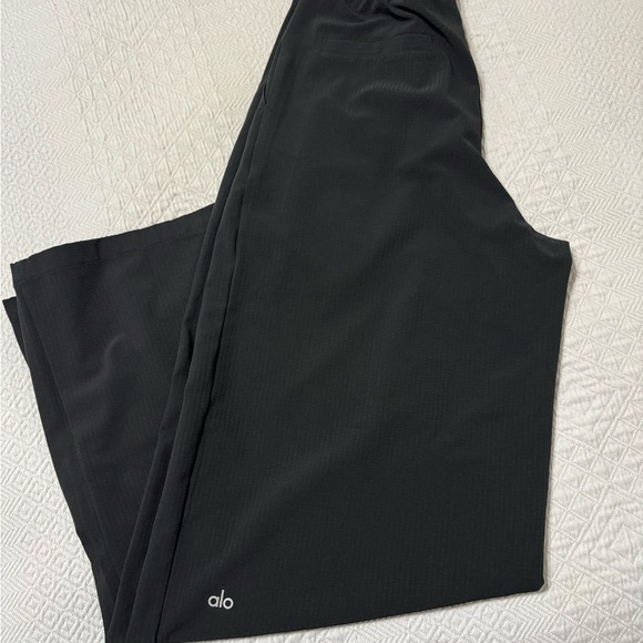 Alo High-Waist Dreamscape Trouser (Regular)pant - Picture 2 of 6